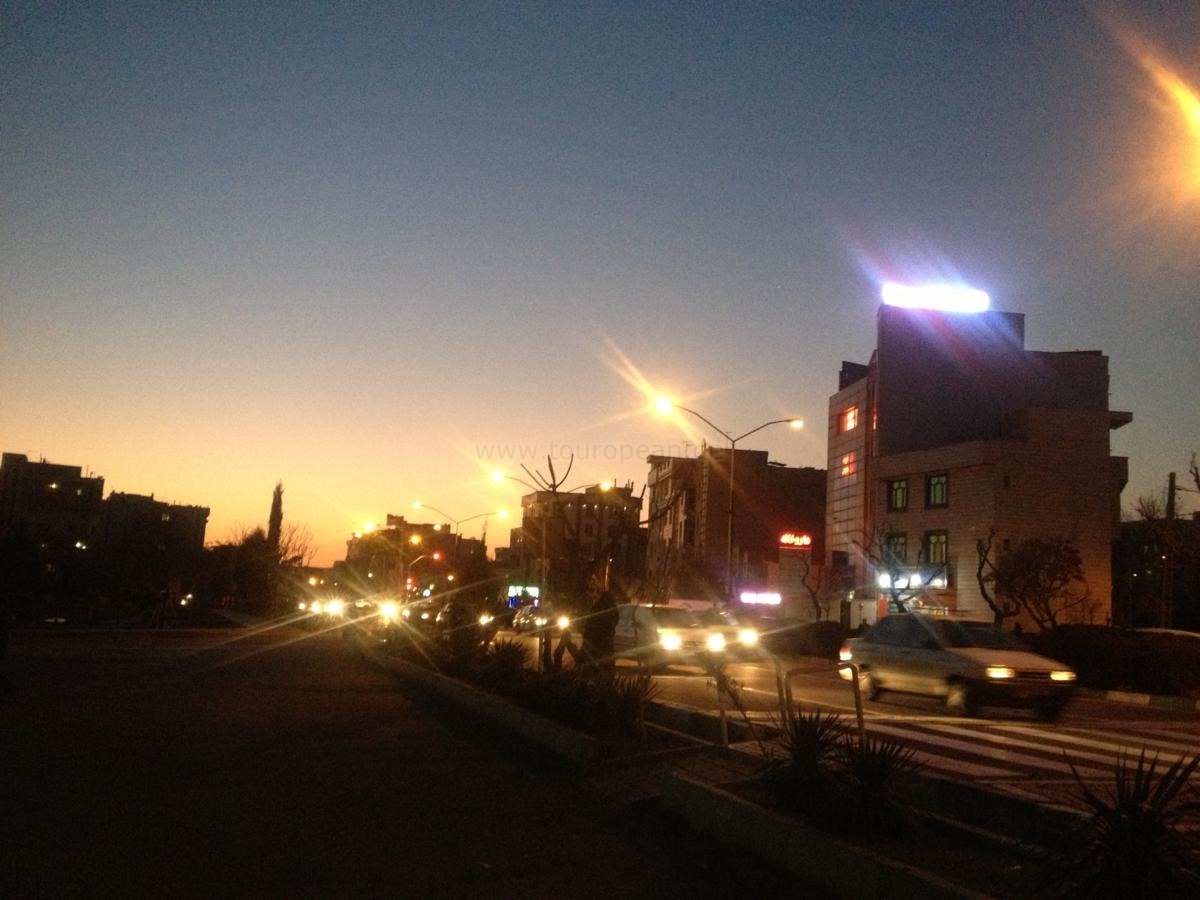 Abenddämmerung in Teheran