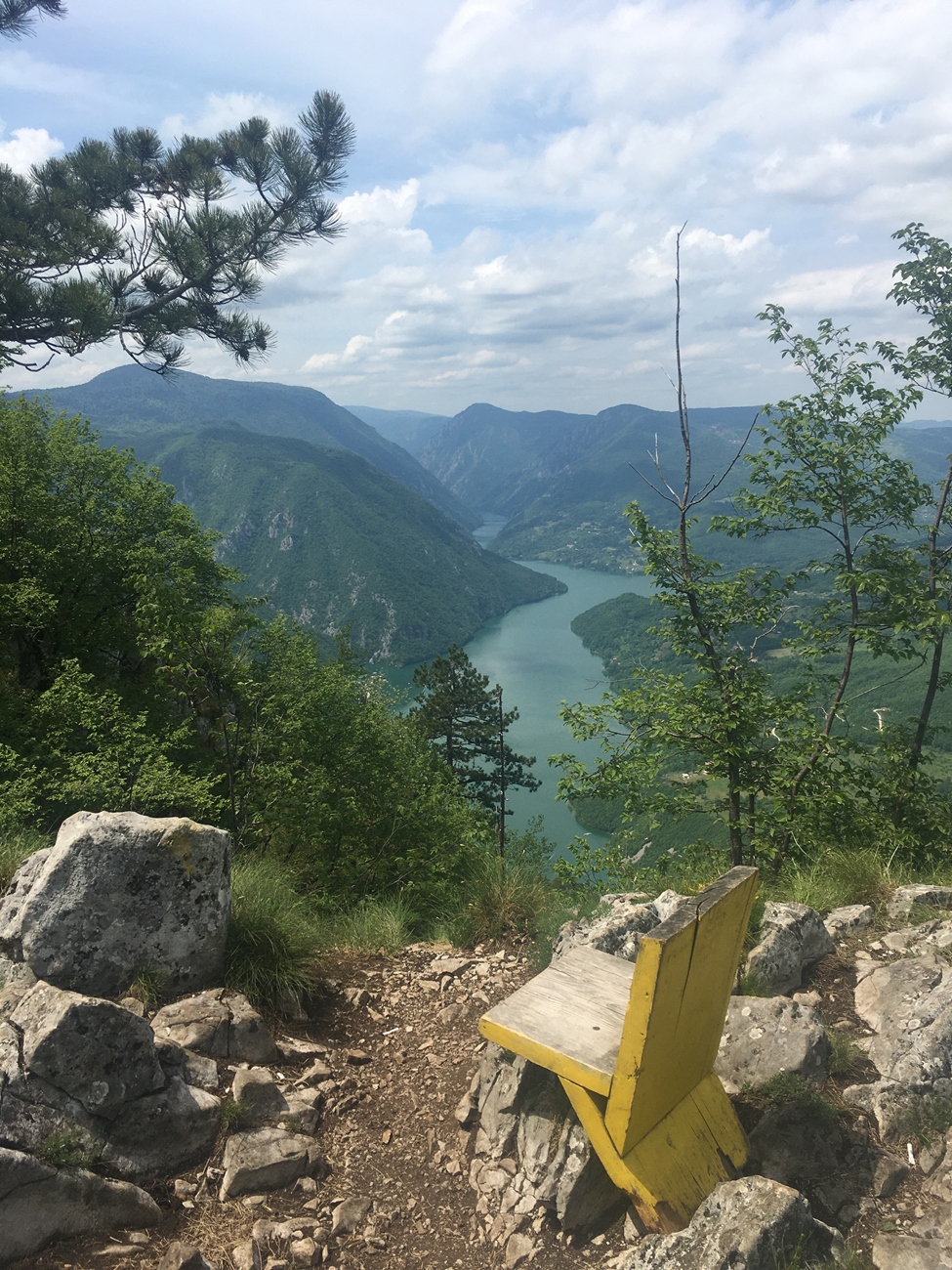 Top-Asselplatz ganz in der N&auml;he vom Aussichtspunkt Banjska Stena (*klick* aufs Foto und Tomasz wirft sich in Pose)
