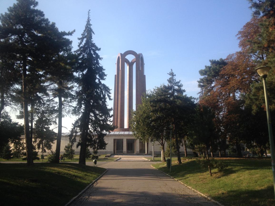 Memorialul Eroilor Neamului, Bukarest